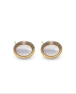 Load image into Gallery viewer, Golden Classical Oval Stud Earrings