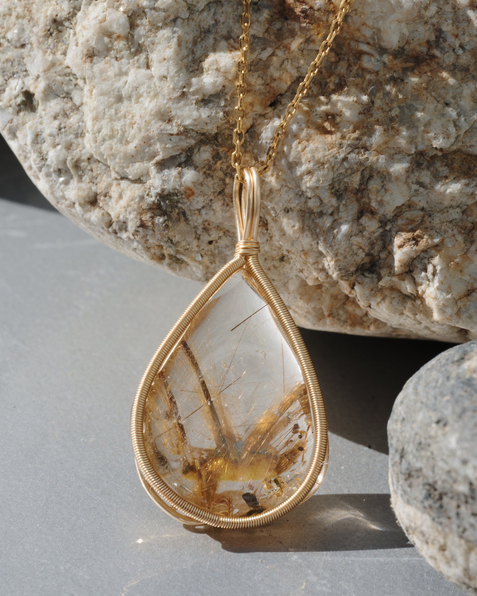 droplet golden rutilated quartz pendant