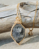 Load image into Gallery viewer, double pointed herkimer diamond pendant
