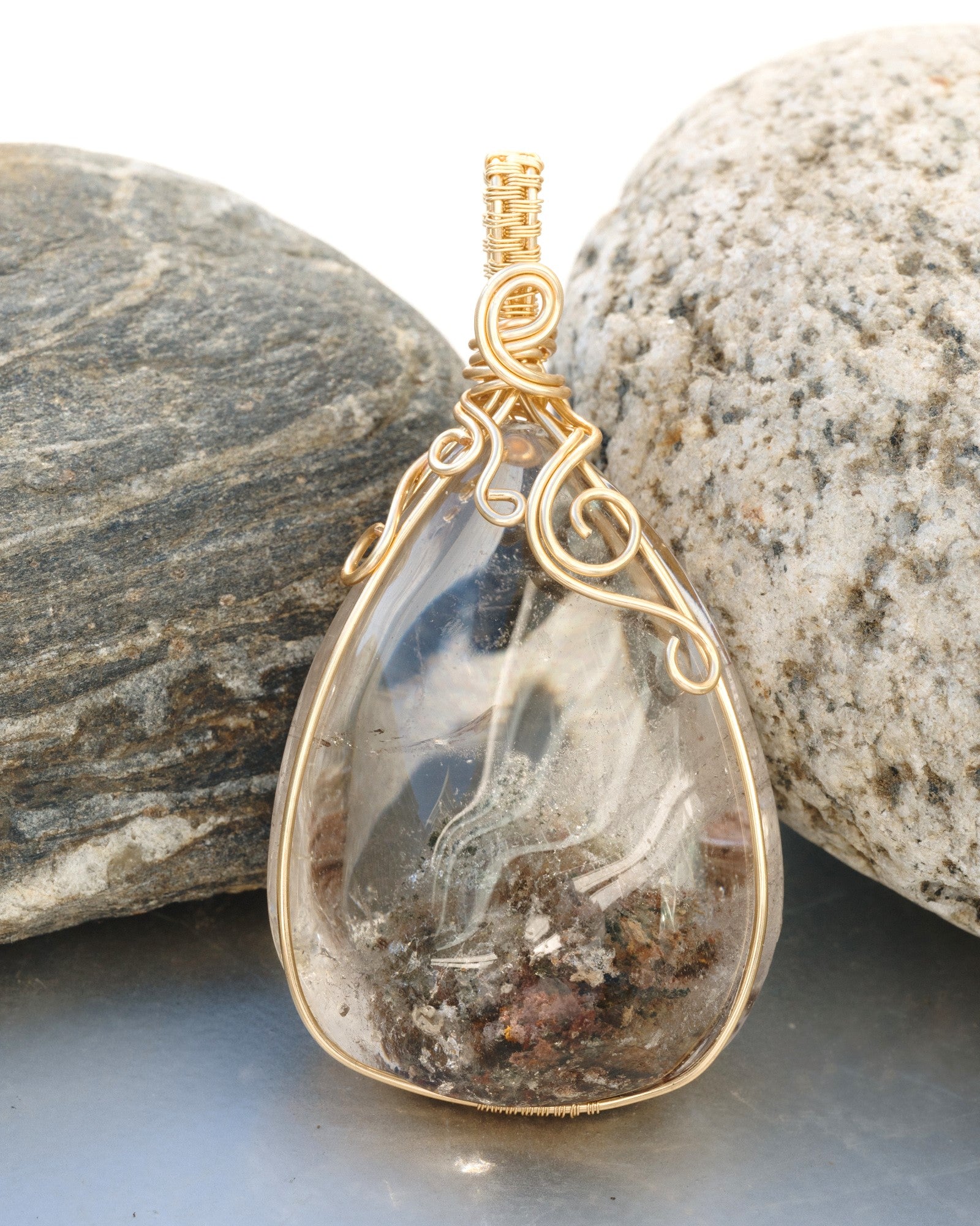 chunky seabed world green phantom quartz pendant