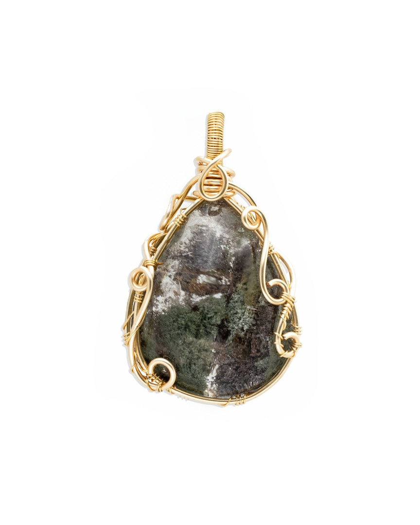 seabed world green phantom quartz pendant