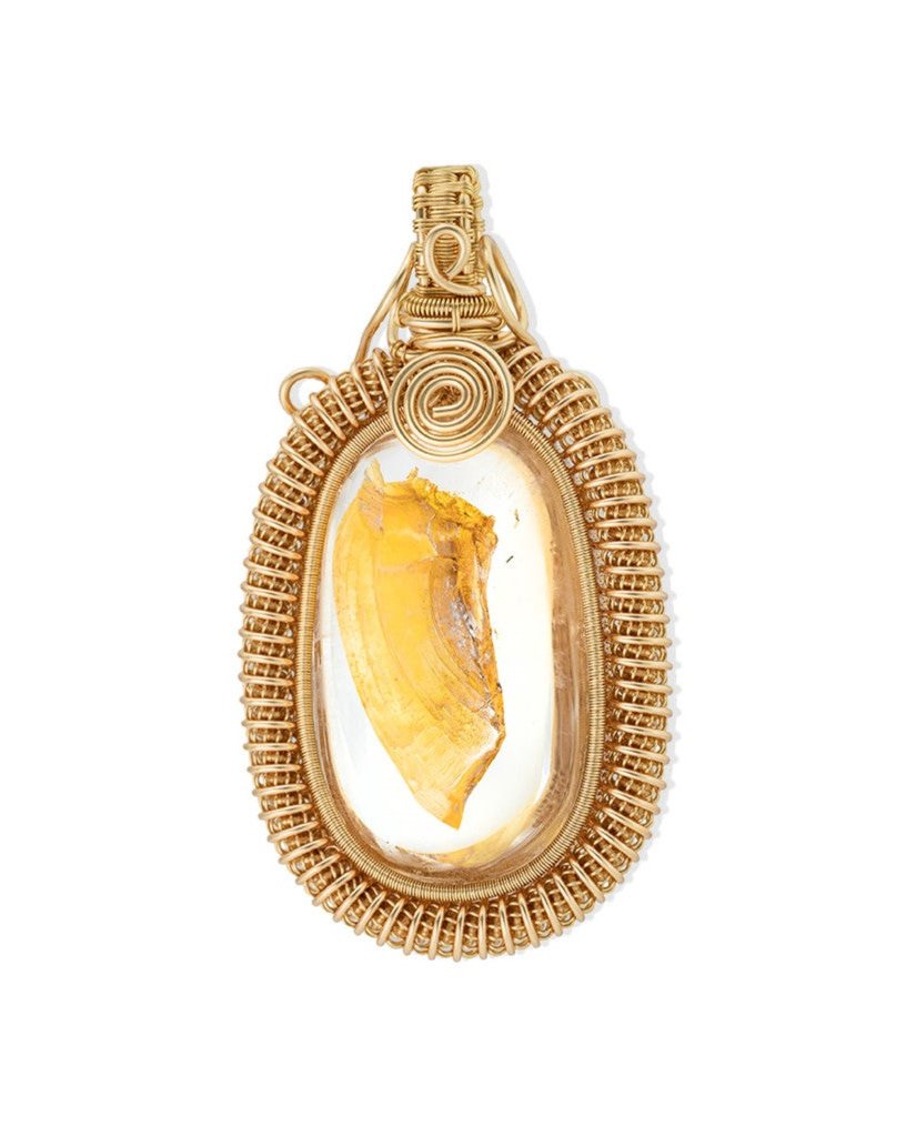 elegant hematoid quartz pendant