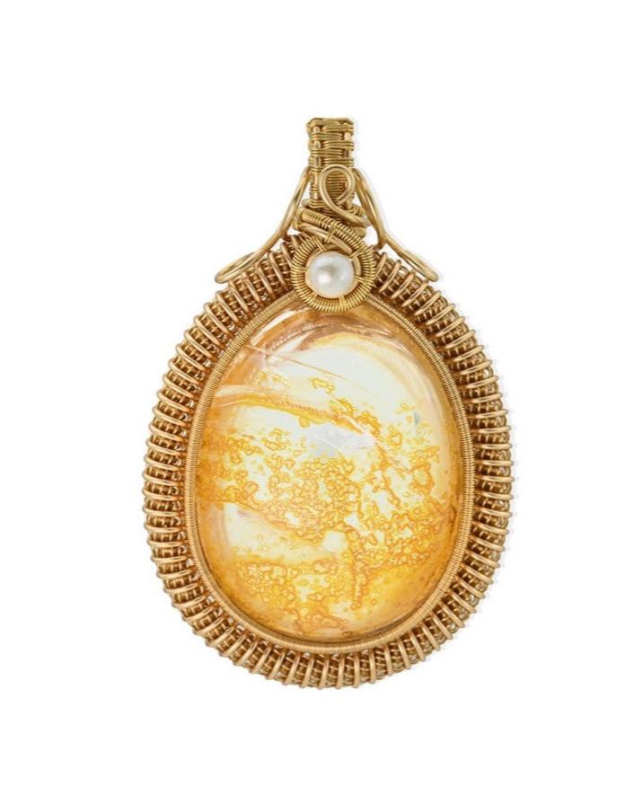 elegant oval hematoid quartz pendant