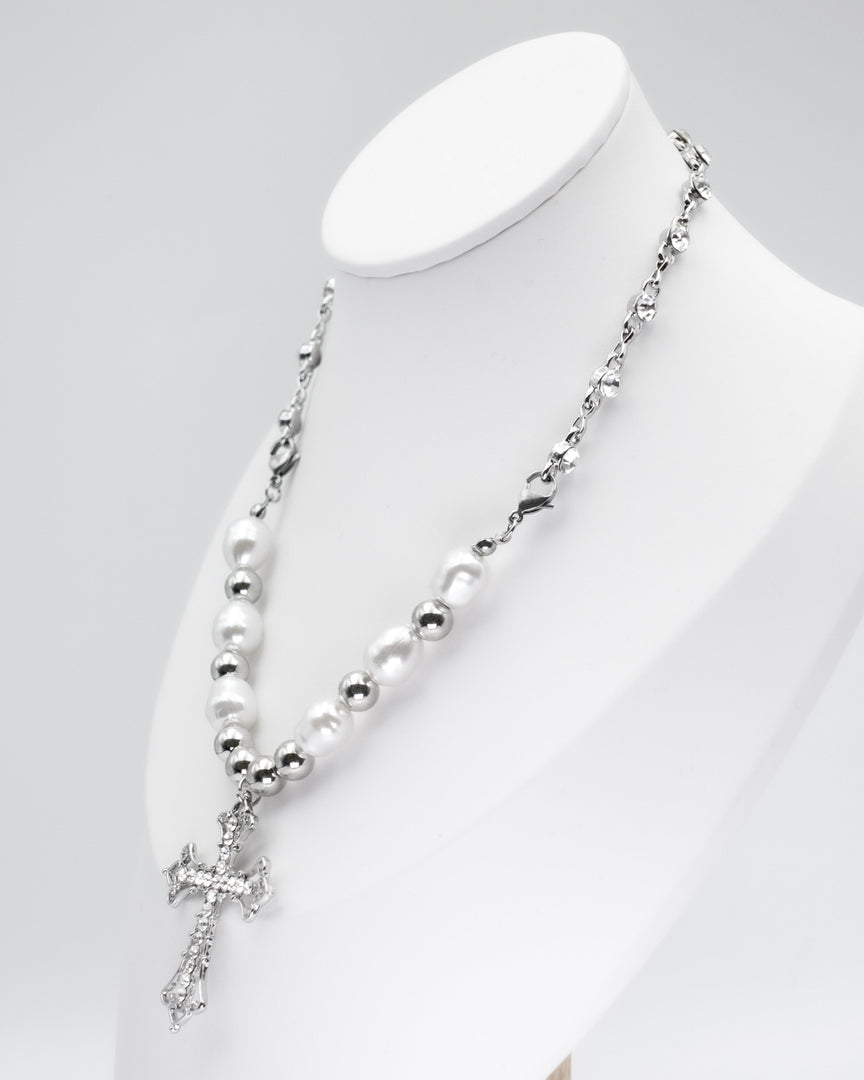 Cross Pendant Pearl Necklace