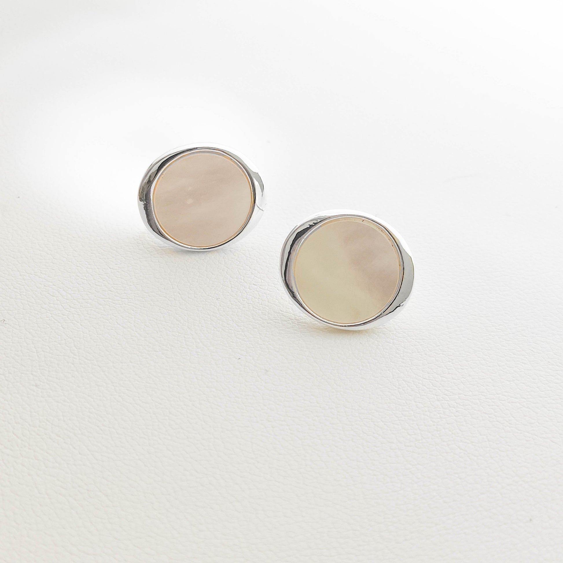 Oval Bliss Stud Earrings