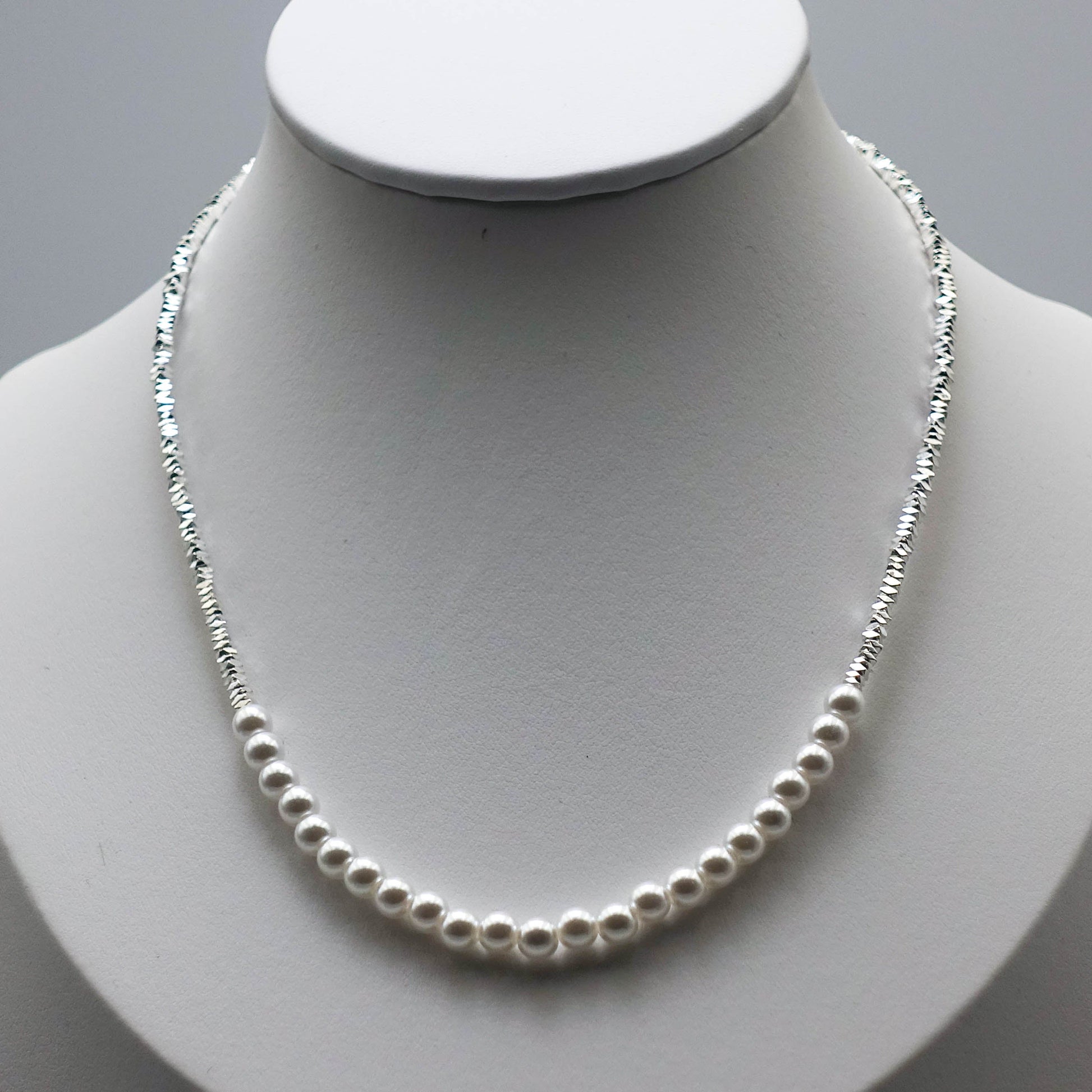 Gravel Stone Beaded Pearl Necklace