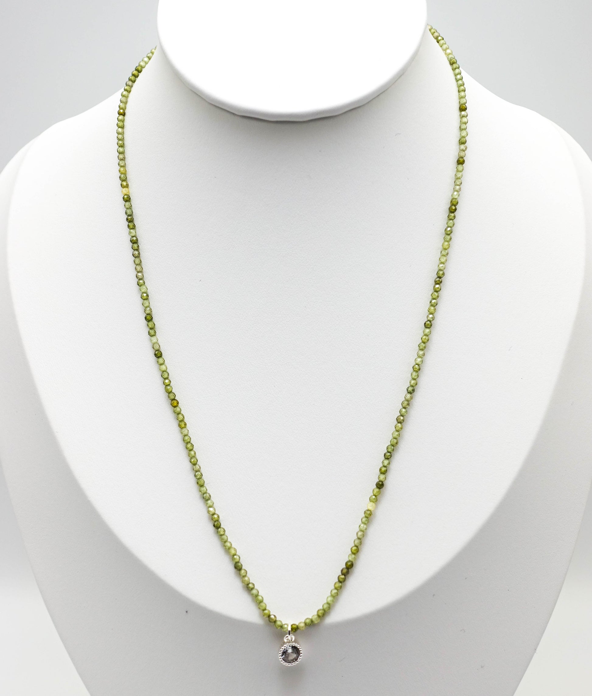 Green Crushed Stone Necklace