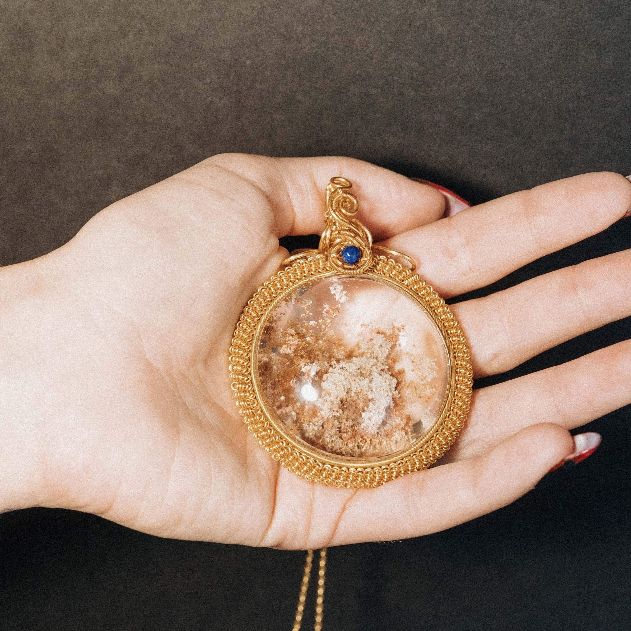 chunky oval seabed world phantom quartz pendant