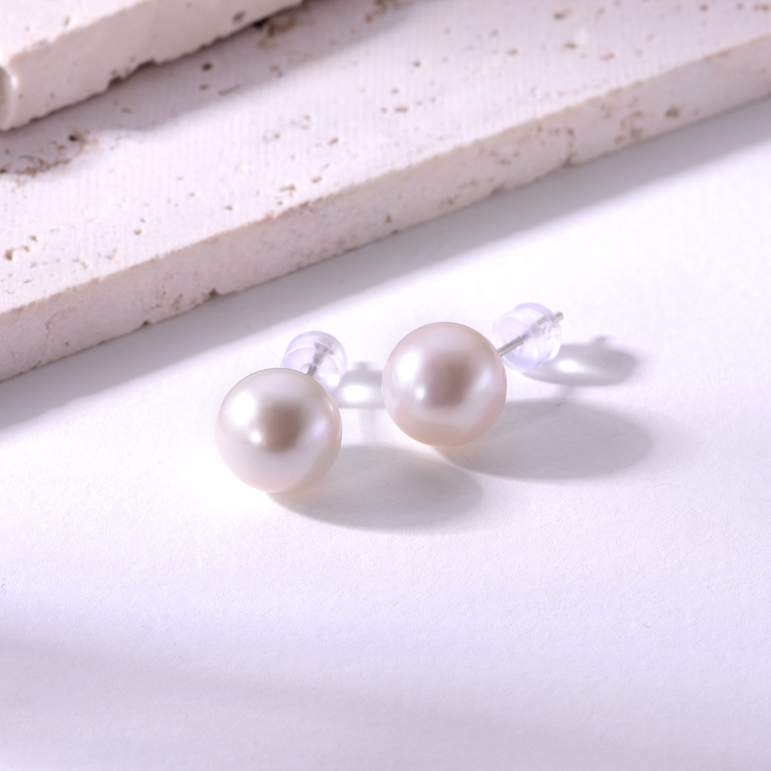 9mm round freshwater pearl stud earrings